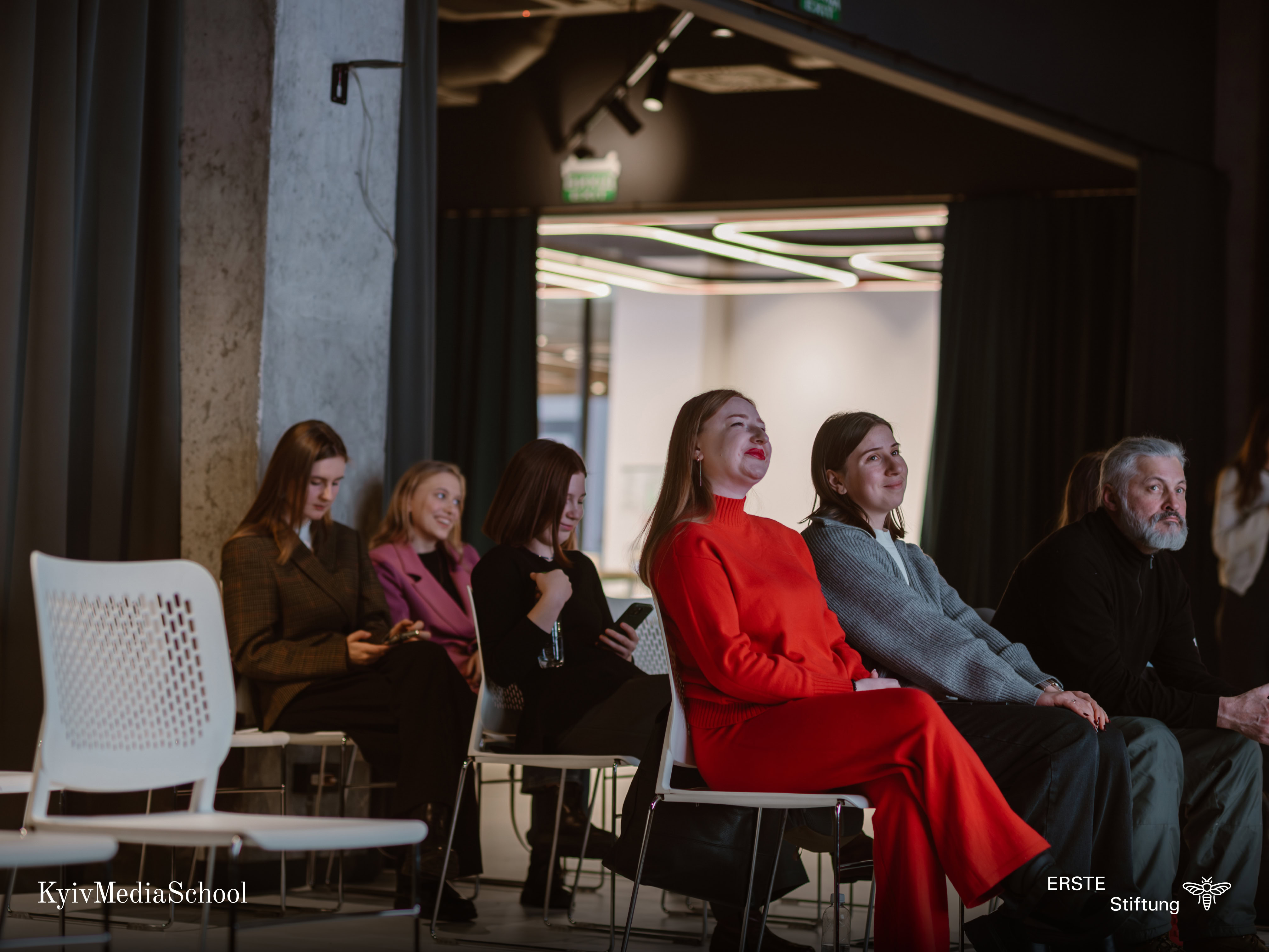 Випускники «Новинної журналістики 2.0.» завершили навчання зі змінами для своїх медіа