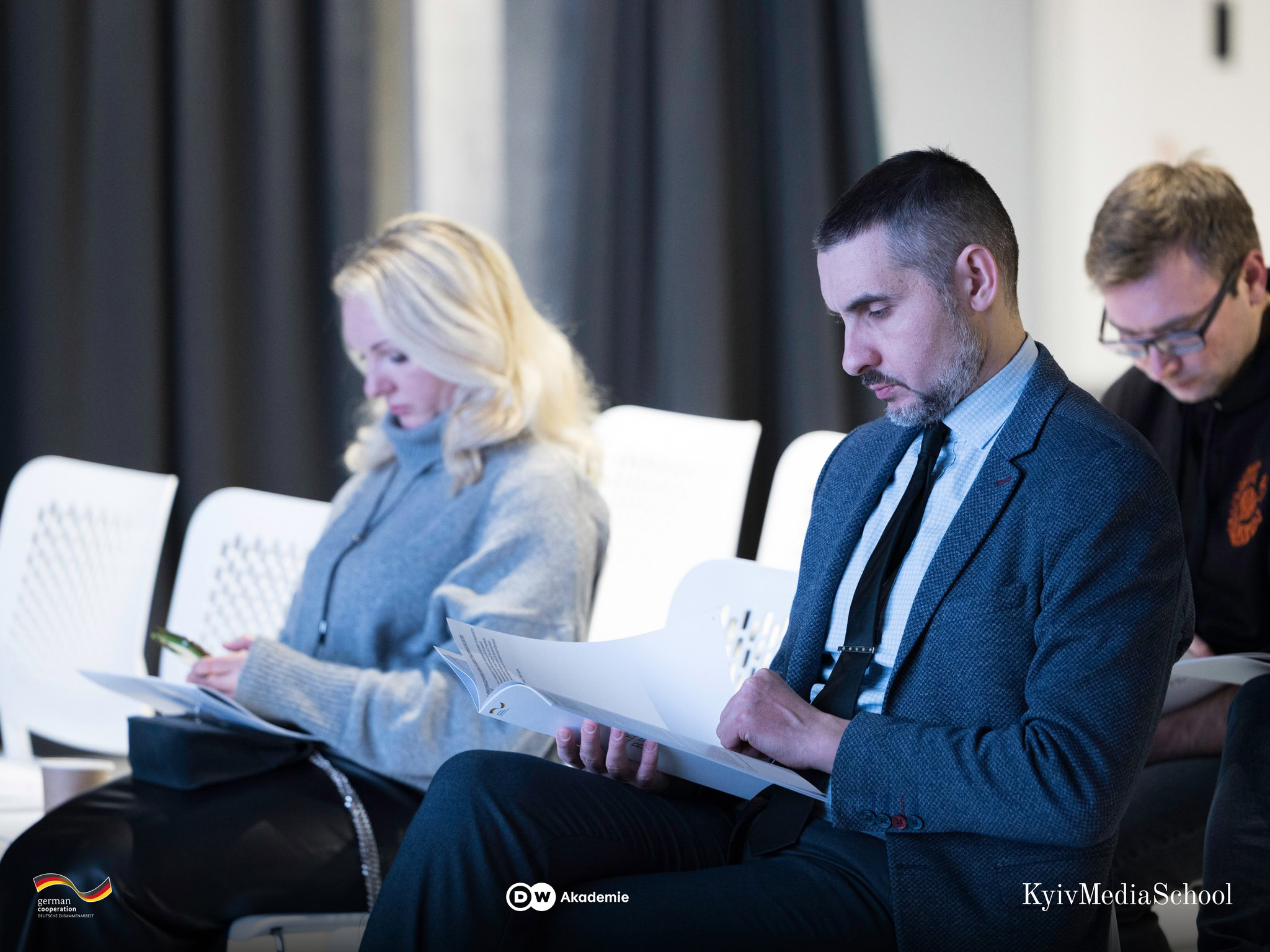 20 медійників розпочали навчання на курсі «Медіастійкість в епоху ШІ»