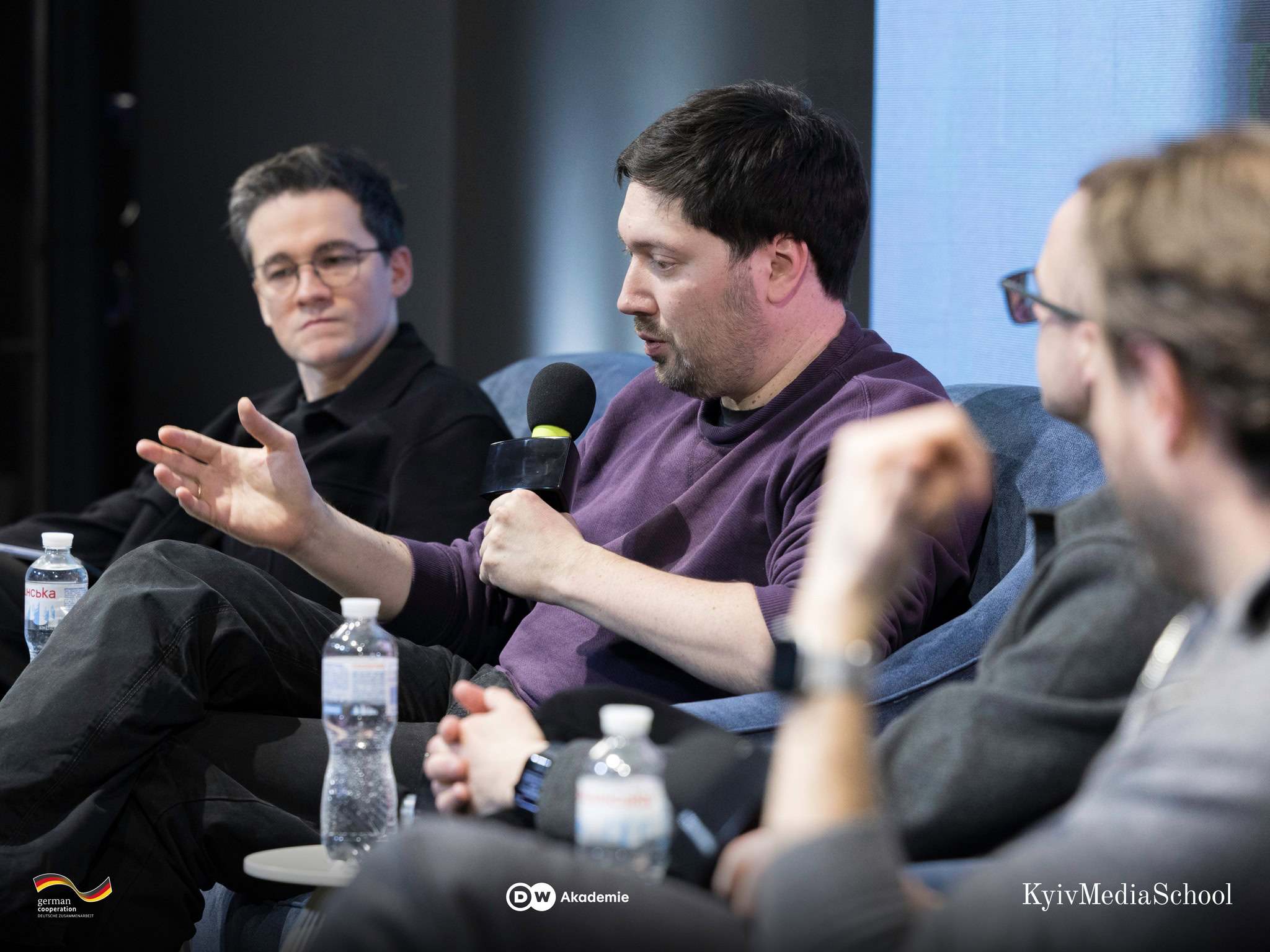 20 медійників розпочали навчання на курсі «Медіастійкість в епоху ШІ»